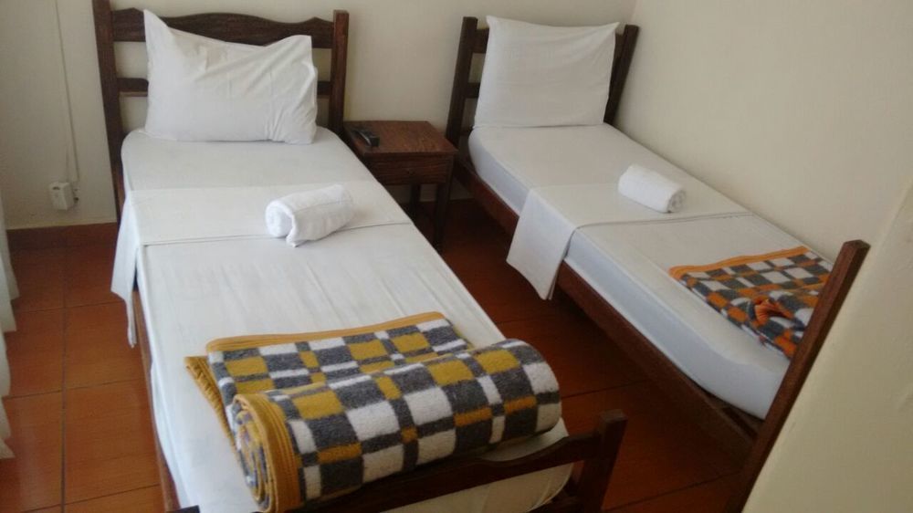 Hostel Rotor Оуро Бранко Екстериор снимка